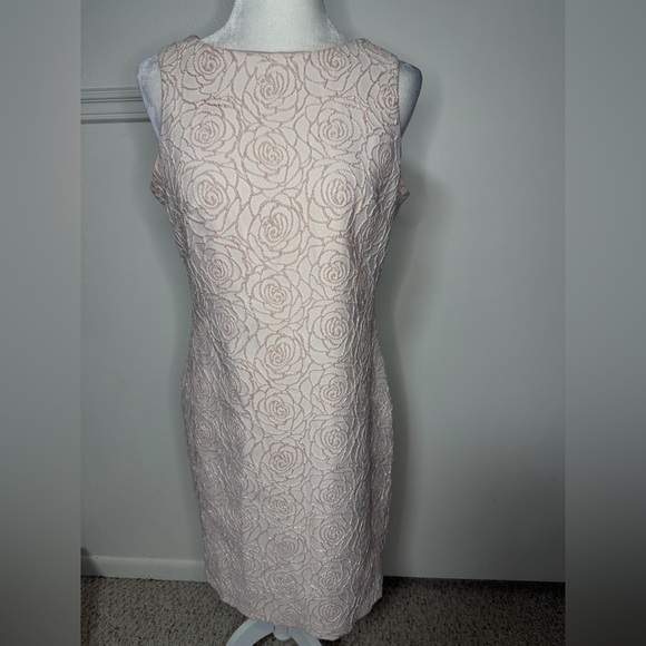 Donna Ricco Metallic Floral Jacquard Sleeveless Sheath Cocktail Dress size 8 - Picture 3 of 8